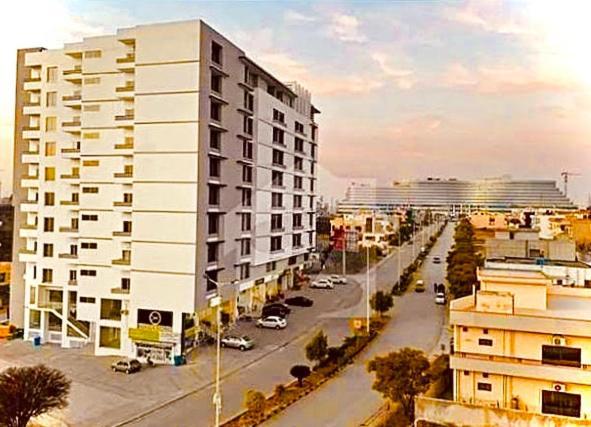 Atrium High Suite 2Bed Family Apartment Near Giga Mall Исламабад Экстерьер фото